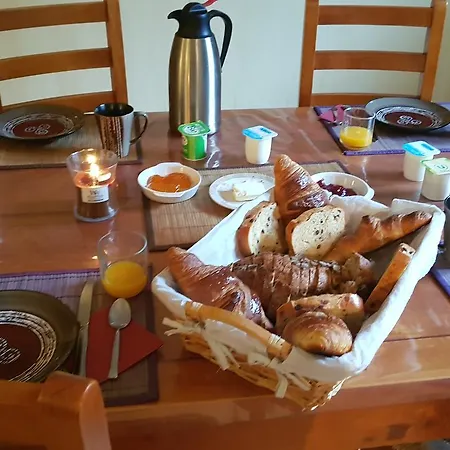 Bed & Breakfast Chambres D'hotes La Maison Du Graal *